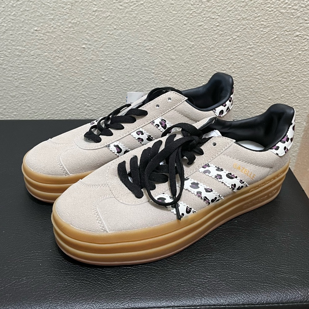 adidas Women’s Beige Suede Platform Sneakers with Leopard Accent - Picture 2 of 9